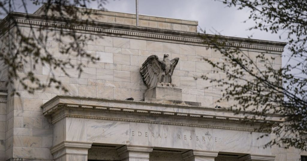 Former Fed supervisor pleads guilty to insider trading