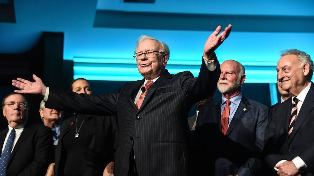 Warren Buffett: Top investing lessons and advice from Berkshire’s legendary CEO