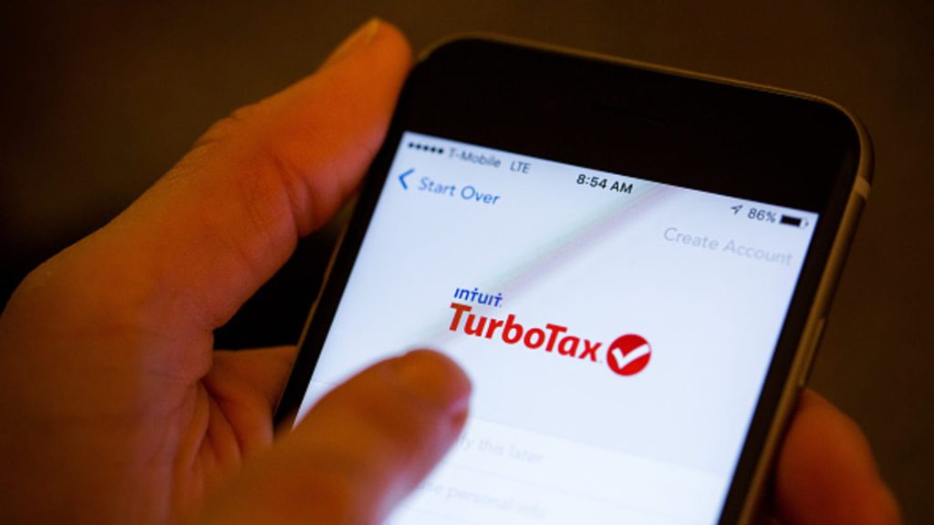 Stocks making the biggest moves midday: AAPL, ROST, INTU, BAH