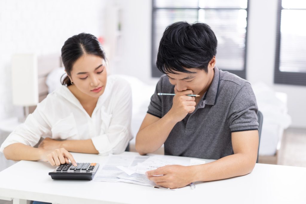 Most homeowners plan to cut spending as mortgage payments rise: TD survey
