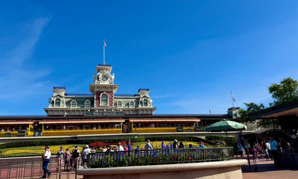 The Cheapest Days to Go to Disney World
