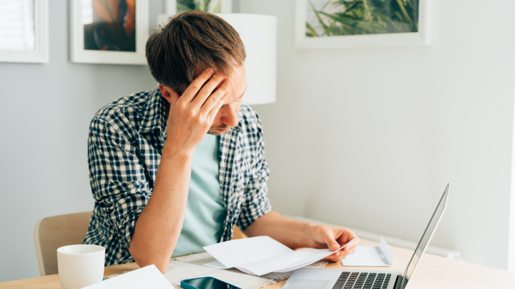 Got a student loan bill before you graduated? Here’s what to do