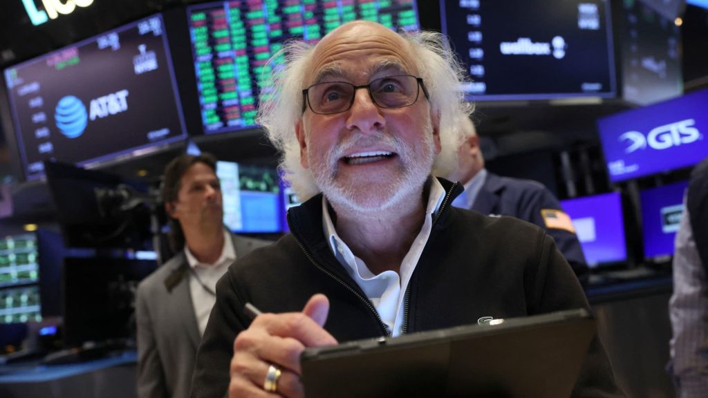 Retail traders’ incredible support of the stock market continues with biggest options volume day ever Retail traders’ incredible support of the stock market continues with biggest options volume day ever