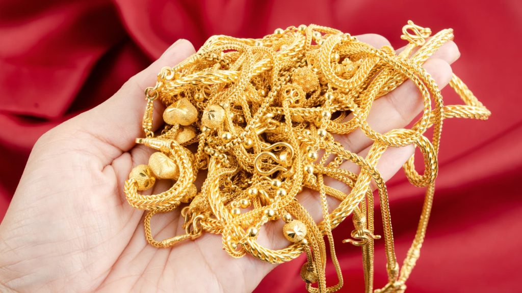 Jewelry owners may want to check their homeowners insurance coverage Jewelry owners may want to check their homeowners insurance coverage