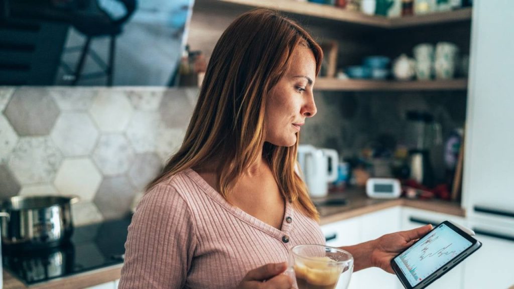 What does TINA mean in investing? What does TINA mean in investing?