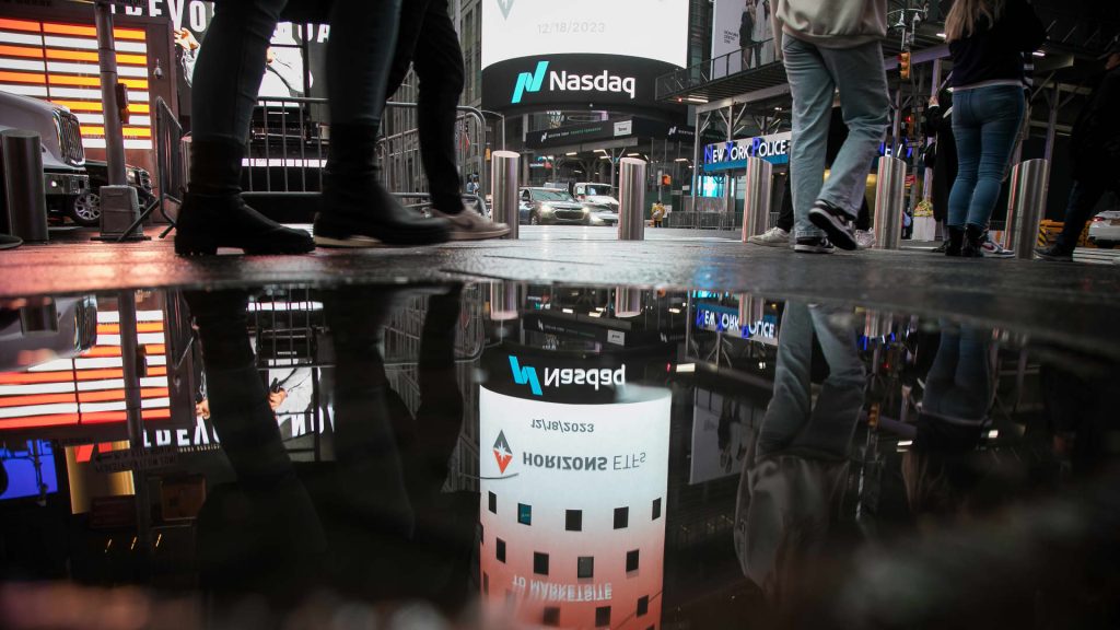 Dividend stocks are catching up to tech stocks on key earnings metric