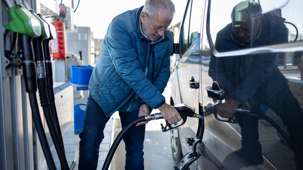 High oil prices may affect 2027 forecast