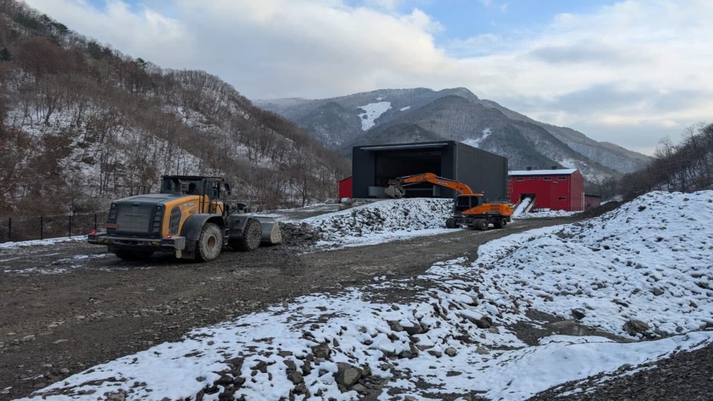 Price of tungsten, sulfur and helium