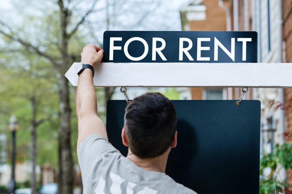 Are real estate agents shifting toward rental work in Canada?